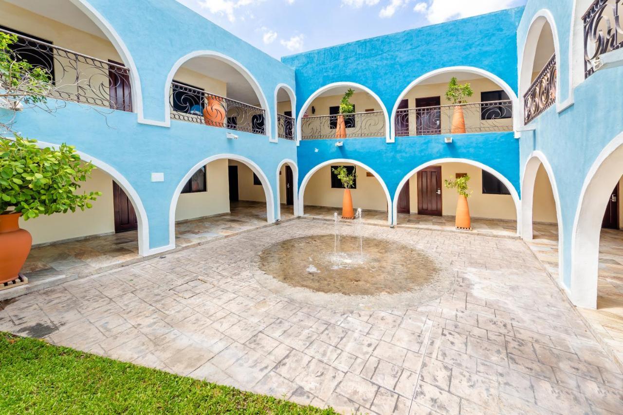 Hacienda Inn Aeropuerto Merida Exterior photo